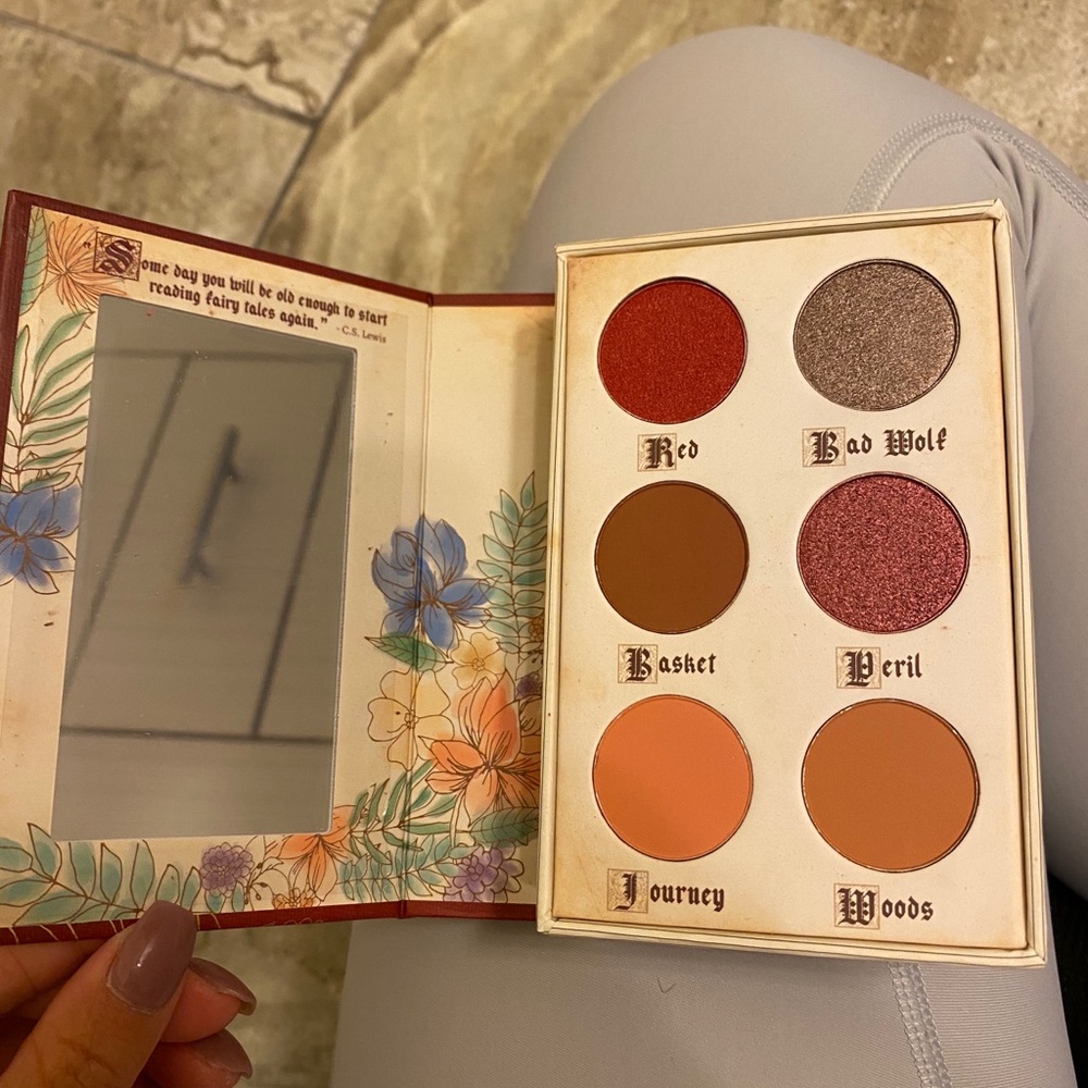 NEW Storybook Cosmetics Red Riding Hood Palette